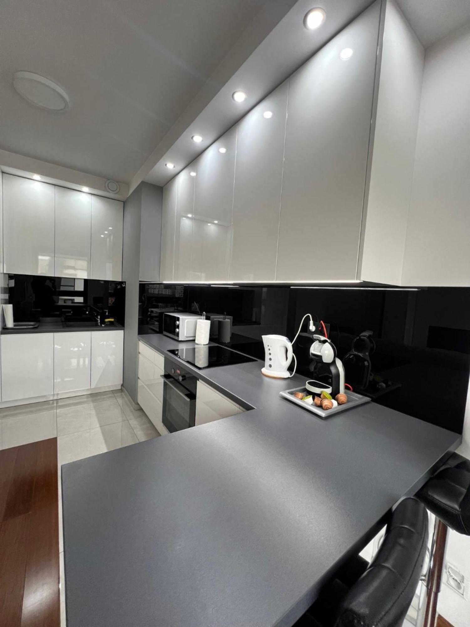 Apartament H&P Silver Warszawa Eksteriør bilde